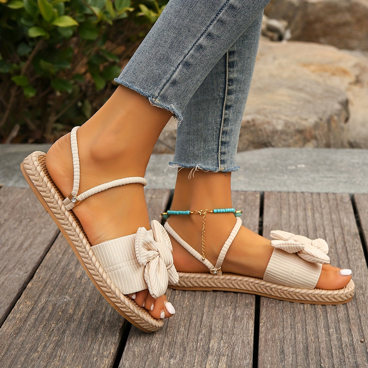 Elegante Slip-on-Sandalen mit Schleife – Stil & Komfort