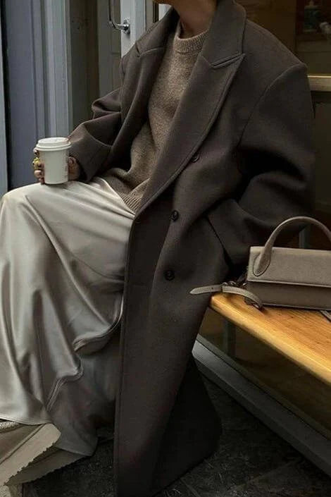 Damen Oversize Mantel Mit Reverskragen – Langer Wollmantel Im Modernen Minimalistischen Stil