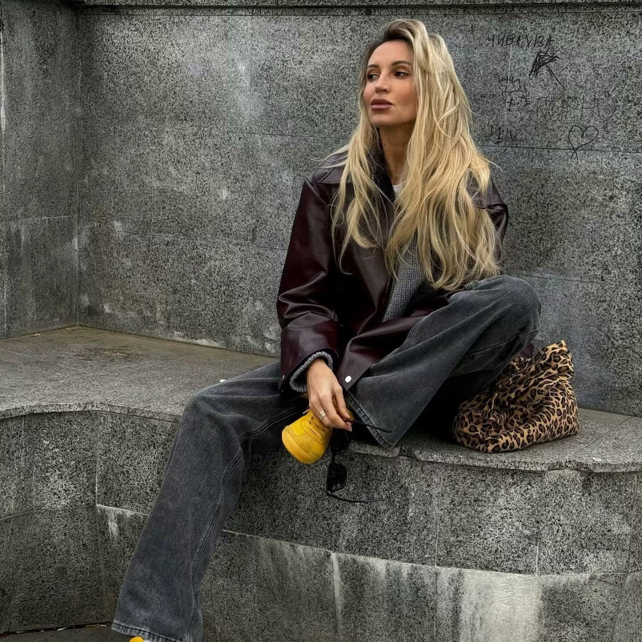 Damen Jacke Kunstleder – Stylisch, Zeitlos & Vielseitig Für Herbst & Winter