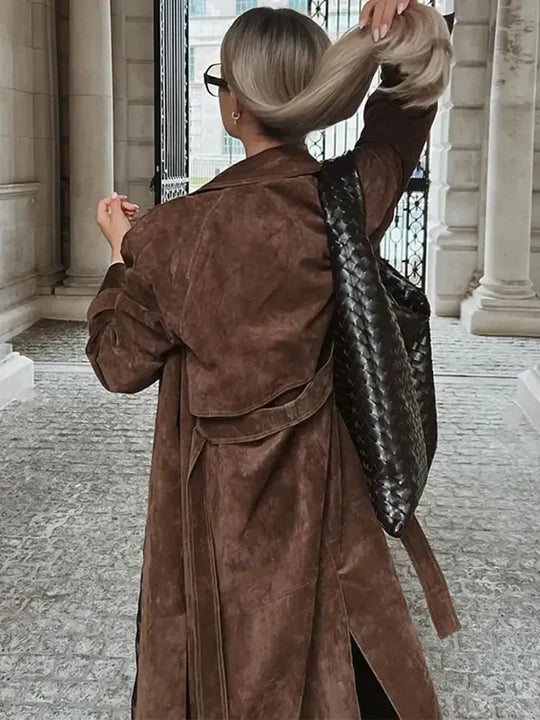 Eleganter Damen Trenchcoat aus Wildlederimitat
