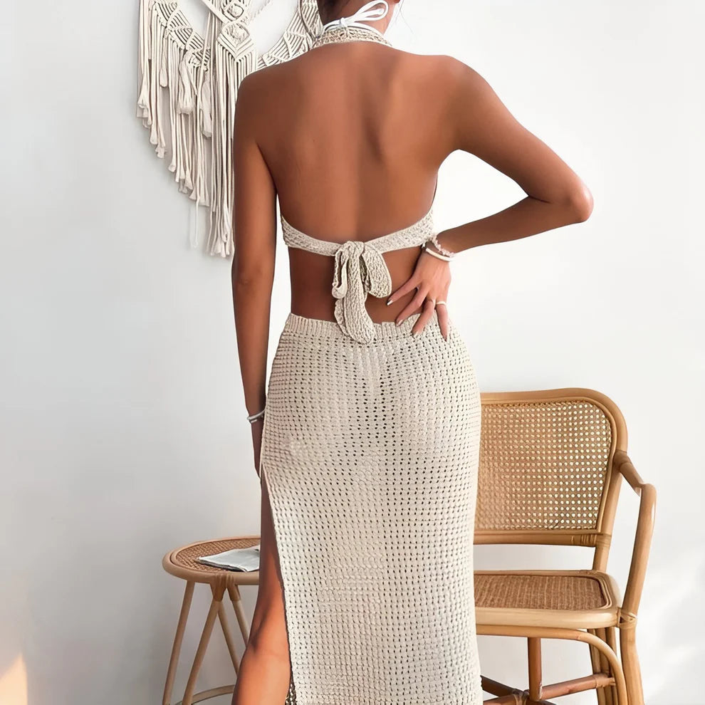 Langes Häkel-Strandkleid im Boho-Stil mit Rückenausschnitt