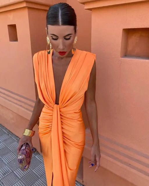 Robe De Soirée Midi Sans Manches – Décolleté Plongeant Élégant