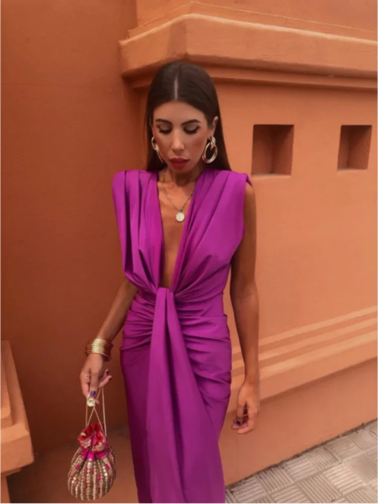 Robe De Soirée Midi Sans Manches – Décolleté Plongeant Élégant