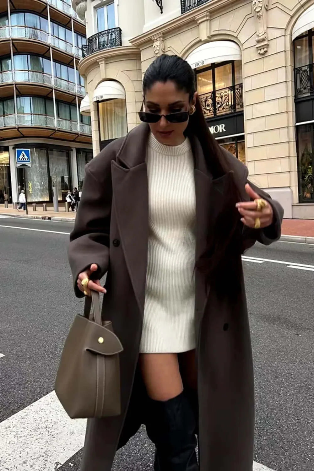 Damen Oversize Mantel Mit Reverskragen – Langer Wollmantel Im Modernen Minimalistischen Stil