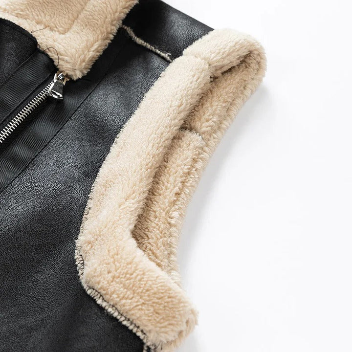 Damen Weste Aus Kunstleder Mit Teddyfutter – Warm, Stylish & Gefüttert