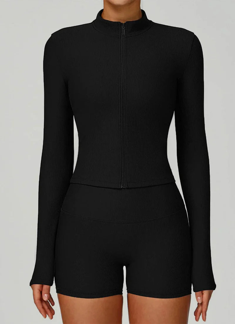 Sportliches Damen Zweiteiler Set mit Reißverschluss-Jacke & Shorts